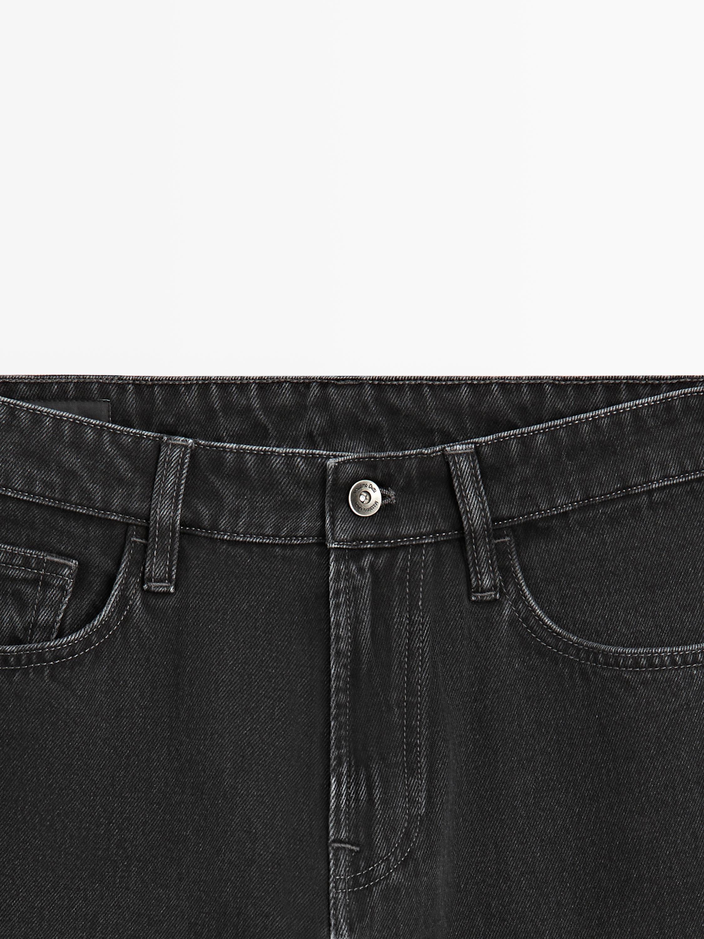Tapered fit jeans